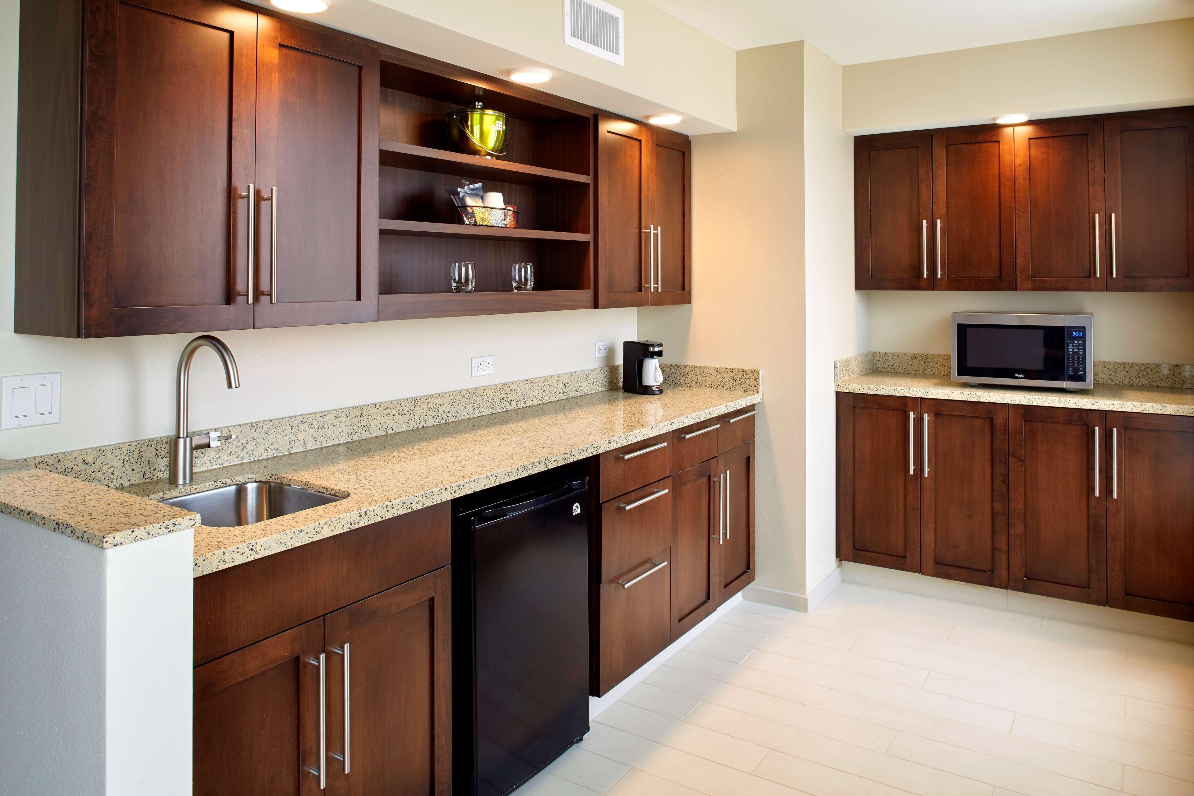 Hyatt Place Cleveland/Lyndhurst/Legacy Village Экстерьер фото