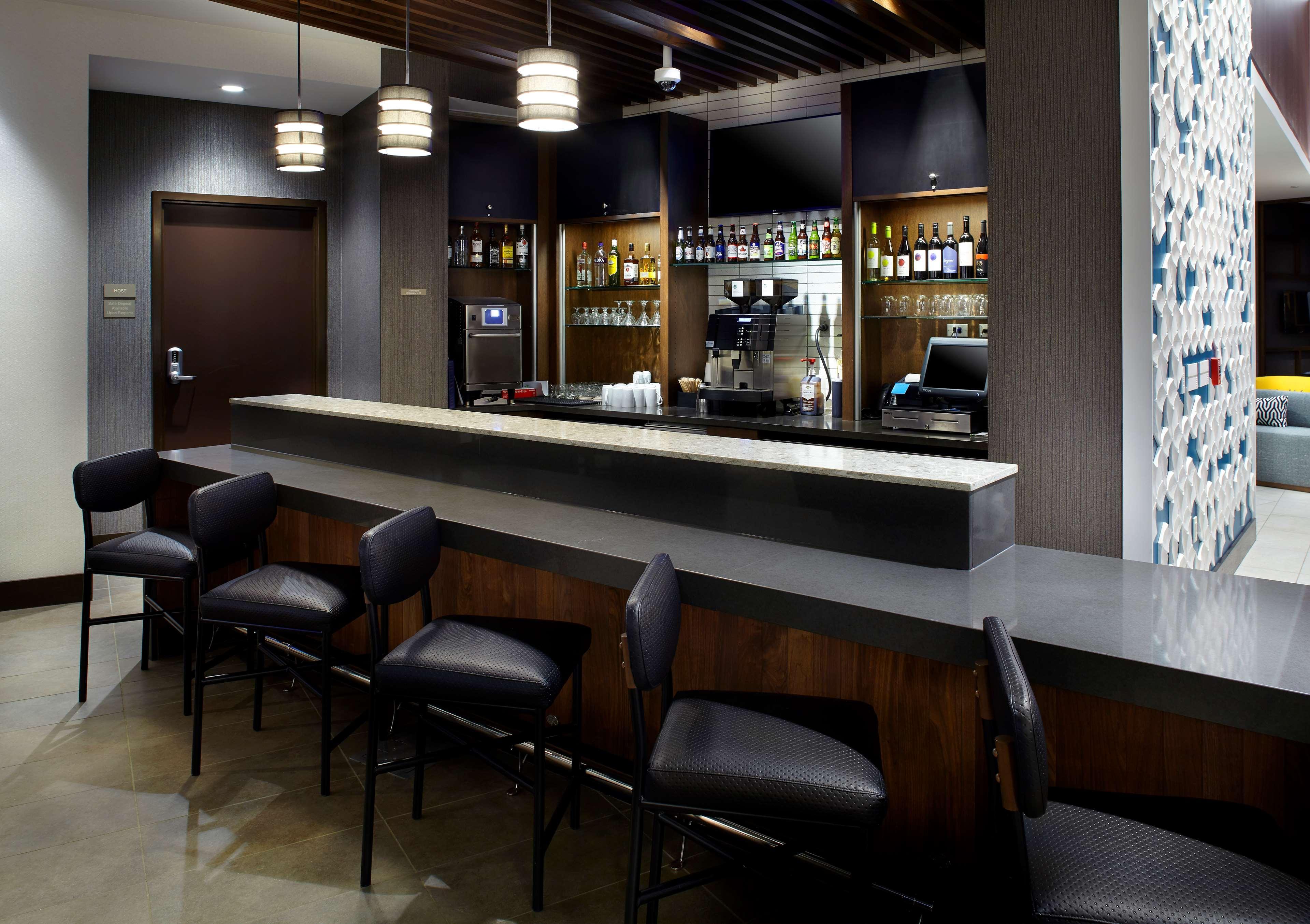 Hyatt Place Cleveland/Lyndhurst/Legacy Village Экстерьер фото